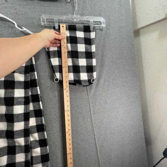 Scoodie Black and White Plaid Women's Scarves & Hood - Picture 4 of 9